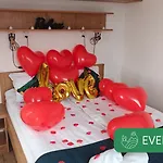 Rajska Polana Premium ,na Odludziu Z Prywatna Balia Z Jacuzzi I Sauna ,cisza,rowery Elektryczne,gory,astroprzygoda,- Adrspach, Skalne Miasto, Zamek Ksiaz,andrzejowka,karpacz, Sniezka,janskie Laznie,pec Ferienhaus *
