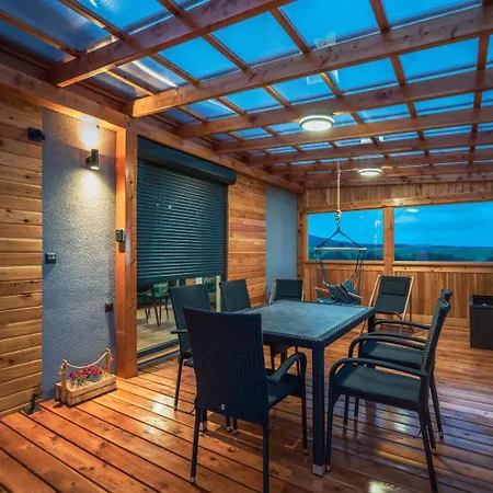 Hébergement de vacances Rajska Polana Premium ,na Odludziu Z Prywatna Balia Z Jacuzzi I Sauna ,cisza,rowery Elektryczne,gory,astroprzygoda,- Adrspach, Skalne Miasto, Zamek Ksiaz,andrzejowka,karpacz, Sniezka,janskie Laznie,pec Mieroszow