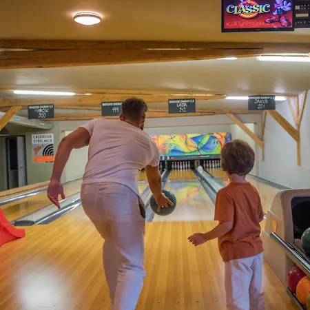 Rajska Polana Premium ,na Odludziu Z Prywatną Balią Z Jacuzzi I Sauną ,cisza,rowery Elektryczne,góry,astroprzygoda,- Adršpach, Skalne Miasto, Zamek Książ,andrzejówka,karpacz, śnieżka,janskie Laznie,pec Dom wakacyjny *