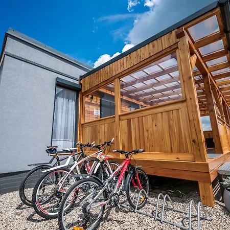 Dom wakacyjny Rajska Polana Premium ,na Odludziu Z Prywatną Balią Z Jacuzzi I Sauną ,cisza,rowery Elektryczne,góry,astroprzygoda,- Adršpach, Skalne Miasto, Zamek Książ,andrzejówka,karpacz, śnieżka,janskie Laznie,pec Mieroszow