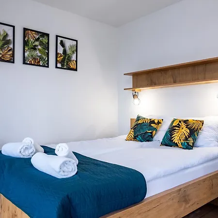 Rajska Polana Premium ,na Odludziu Z Prywatna Balia Z Jacuzzi I Sauna ,cisza,rowery Elektryczne,gory,astroprzygoda,- Adrspach, Skalne Miasto, Zamek Ksiaz,andrzejowka,karpacz, Sniezka,janskie Laznie,pec Hébergement de vacances *