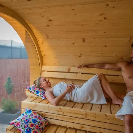 Dom wakacyjny Rajska Polana Premium ,na Odludziu Z Prywatną Balią Z Jacuzzi I Sauną ,cisza,rowery Elektryczne,góry,astroprzygoda,- Adršpach, Skalne Miasto, Zamek Książ,andrzejówka,karpacz, śnieżka,janskie Laznie,pec *