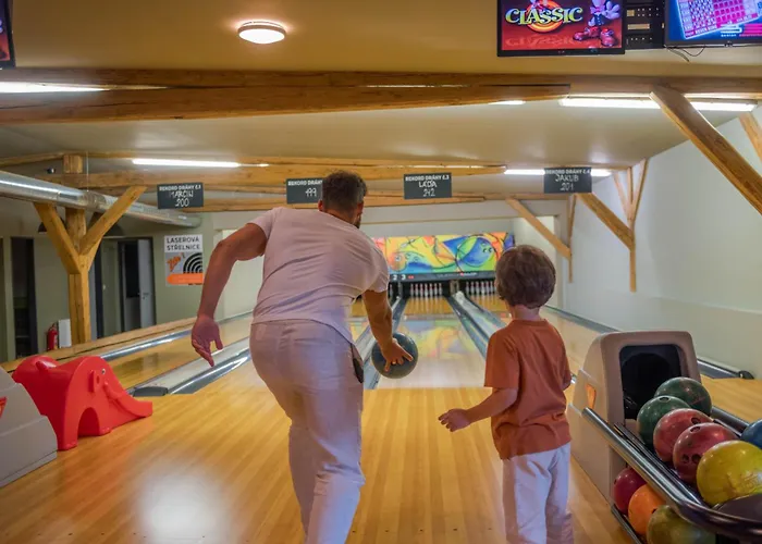 Rajska Polana Premium ,na Odludziu Z Prywatna Balia Z Jacuzzi I Sauna ,cisza,rowery Elektryczne,gory,astroprzygoda,- Adrspach, Skalne Miasto, Zamek Ksiaz,andrzejowka,karpacz, Sniezka,janskie Laznie,pec Ferienhaus *