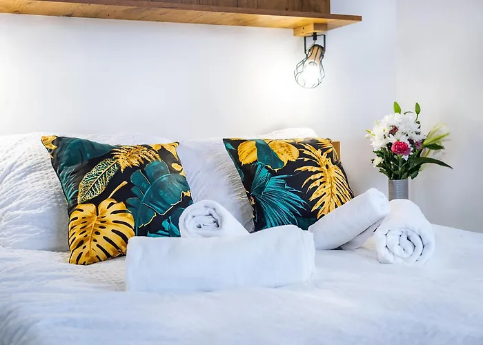 Rajska Polana Premium ,na Odludziu Z Prywatna Balia Z Jacuzzi I Sauna ,cisza,rowery Elektryczne,gory,astroprzygoda,- Adrspach, Skalne Miasto, Zamek Ksiaz,andrzejowka,karpacz, Sniezka,janskie Laznie,pec Ferienhaus Mieroszow